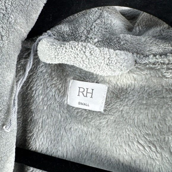 Restoration Hardware RH Plush Robe UNISEX Gray Small - Picture 6 of 9